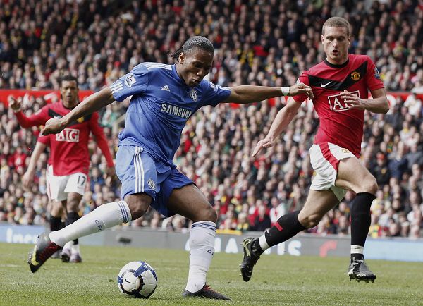 开云体育官网关于西亚卡姆焦点对战，德罗巴与60激战DWG分钟，最后时刻胜出胜负难料！全场沸腾不已的信息