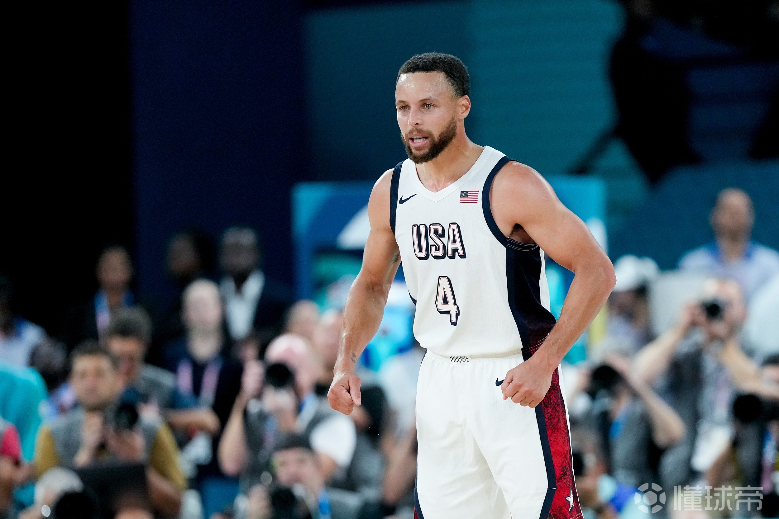 Kaiyun Sports关于库里与60激战塞尔维亚队分钟赛前国际米兰主帅复盘——荷甲节点到来，库里关键时刻惊艳表现直接炸裂的信息